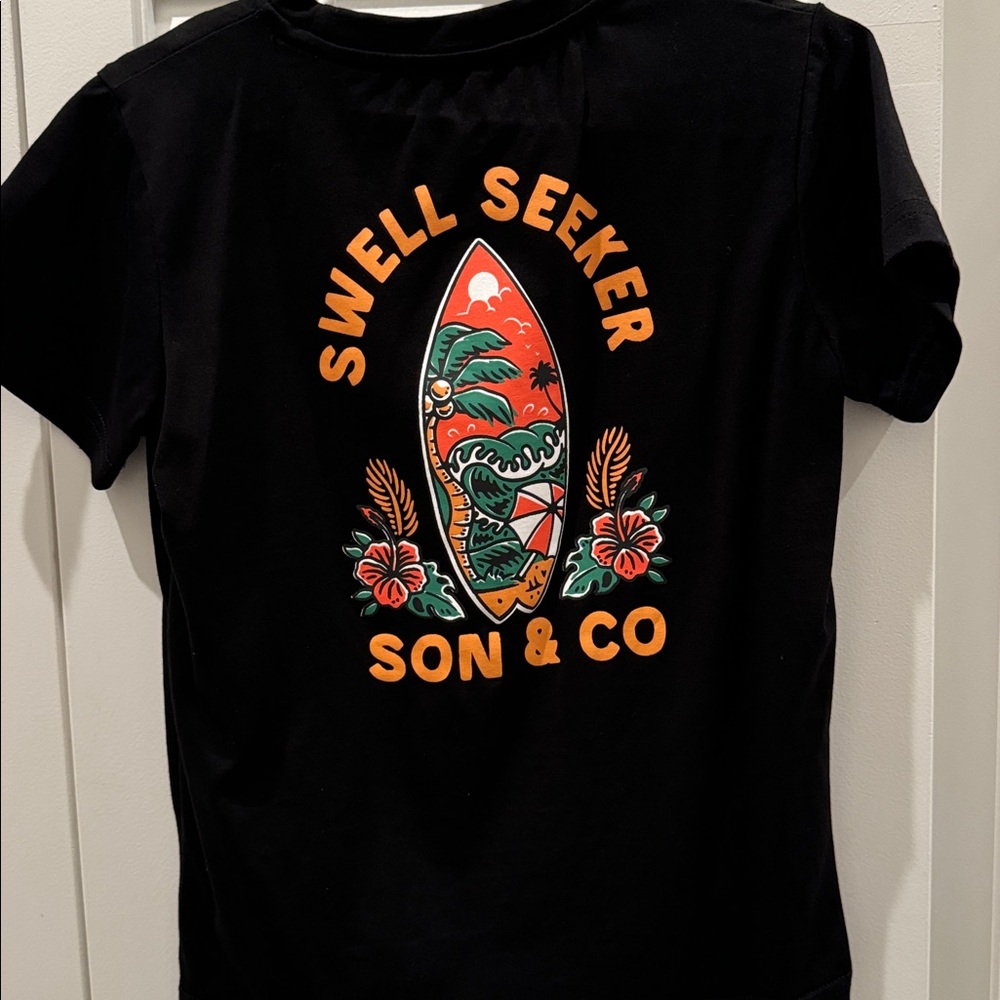 Son & co small shop tee size 4t